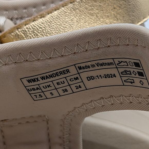 Vionic Walk Max Wanderer Sandal Women's Hook & Loop Gold Size US7.5 EU38 - Picture 4 of 11